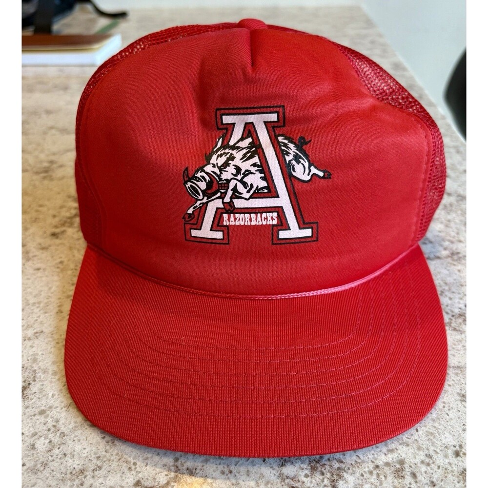 Vintage 1990s University Of Arkansas Razorbacks Red Mesh & Foam Trucker Hat OSFA